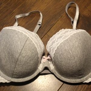 Gray Victoria's Secret T-Shirt Bra 34C